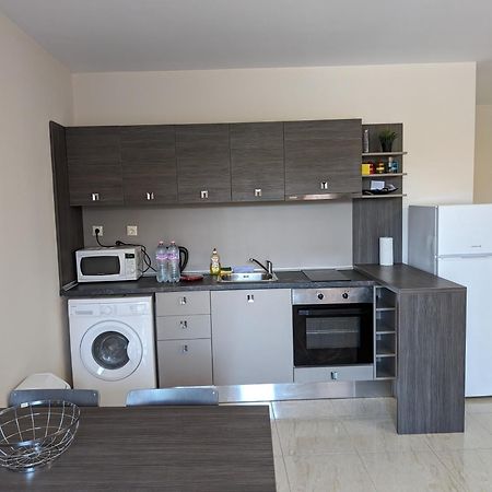 Sunny Star Dreams Condo W Prime Location, Pool, Sea View Sveti Vlas Exteriör bild