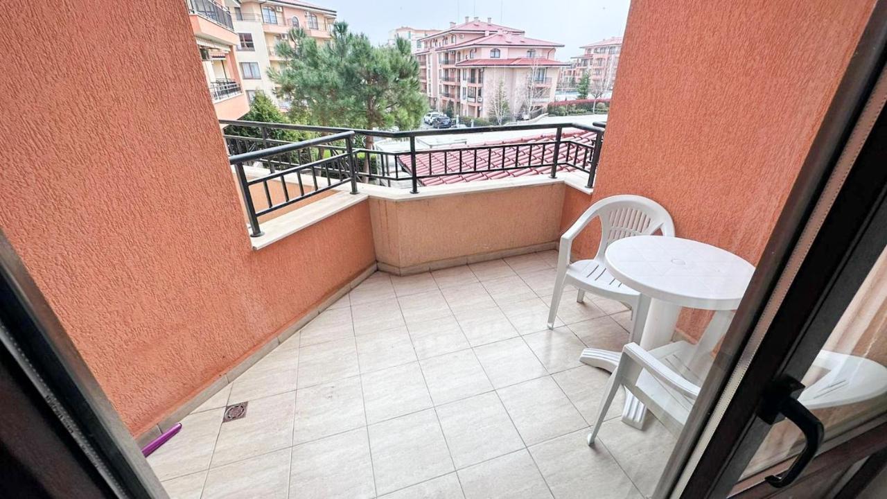 Sunny Star Dreams Condo W Prime Location, Pool, Sea View Sveti Vlas Exteriör bild